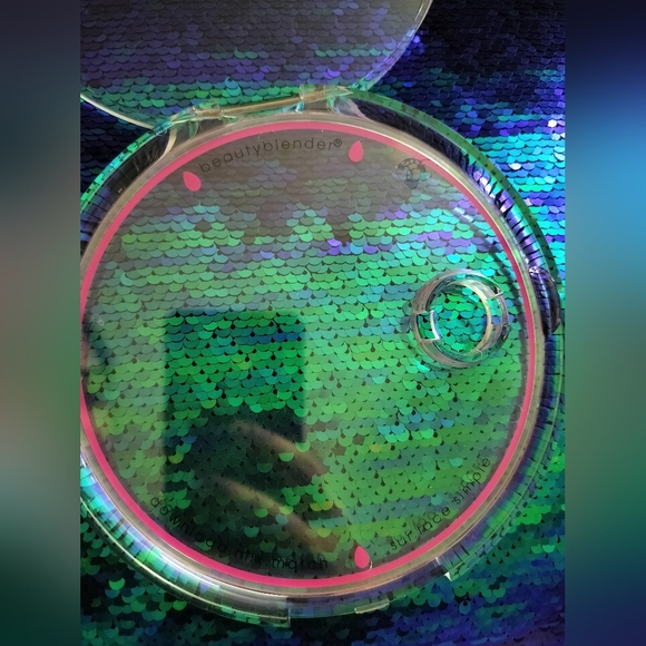 Beauty blender surface simple transparent makeup mixing palette with wand - Picture 2 of 4